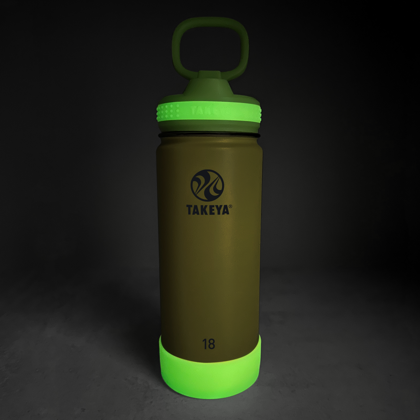 actives-kids-glow-in-the-dark-water-bottle-with-straw-lid-s8 51075-Actives-Kids-Straw-18-GID-LightningGreen-dark-V2.png